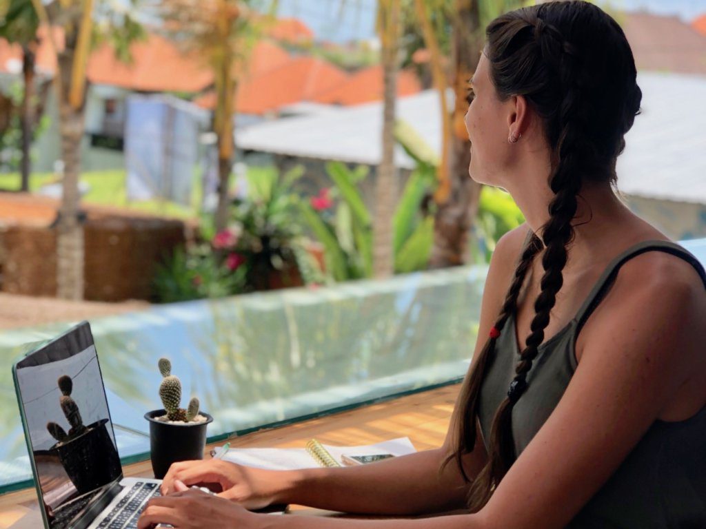 How to make a travel blog 2019 | Travel Blogging Tips 2019