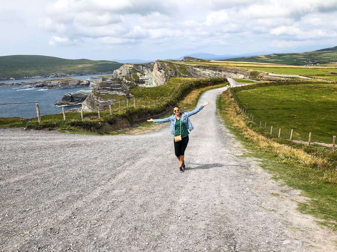 How To Travel The World On A Budget: 13 Genius Ways To Save Money While Traveling