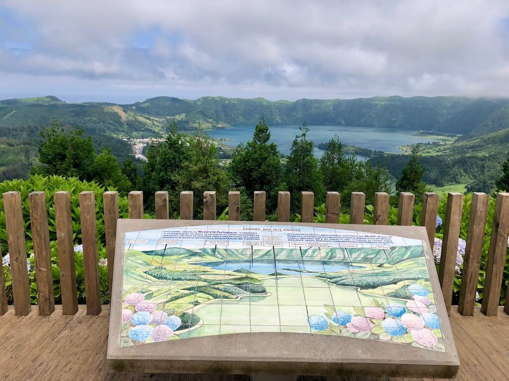 Sete Cidades Lookout