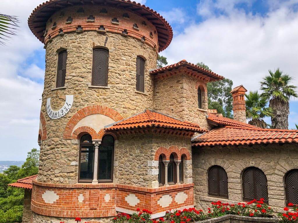 Vila Sassetti with a blue sky