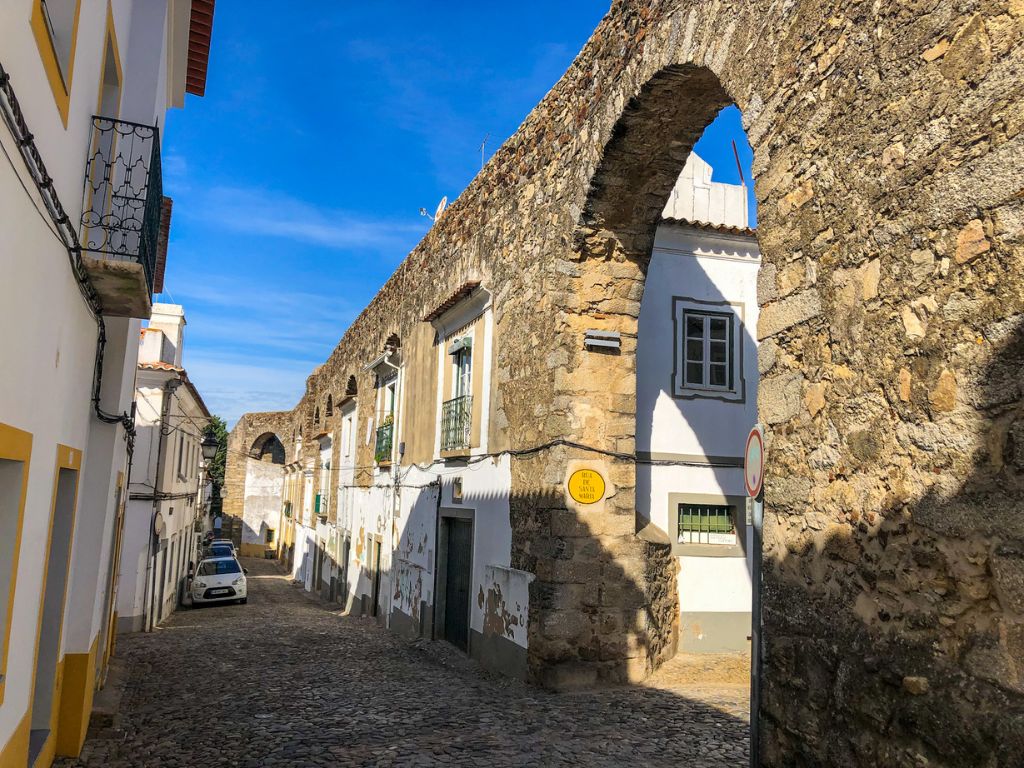 Walking along the Evora Aqueduct