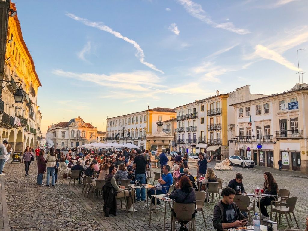 Praca do Giraldo in Evora