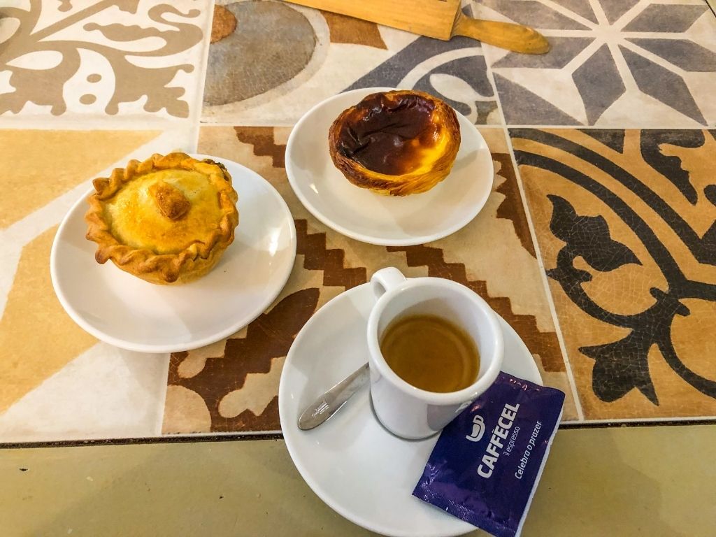 Pastries and coffee at Fábrica dos Pastéis